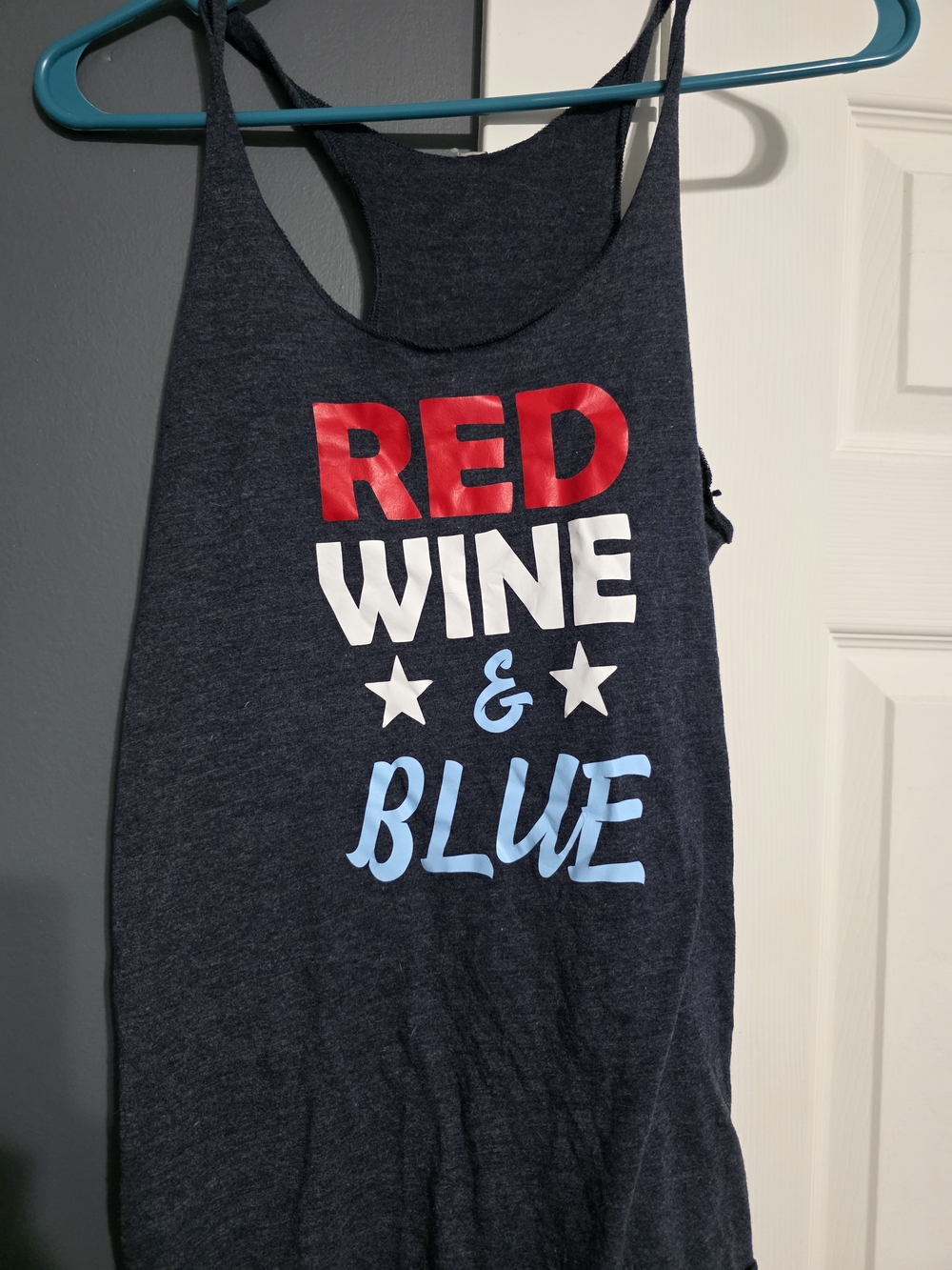 Navy Graphic Tank "Red Wine & Blue"